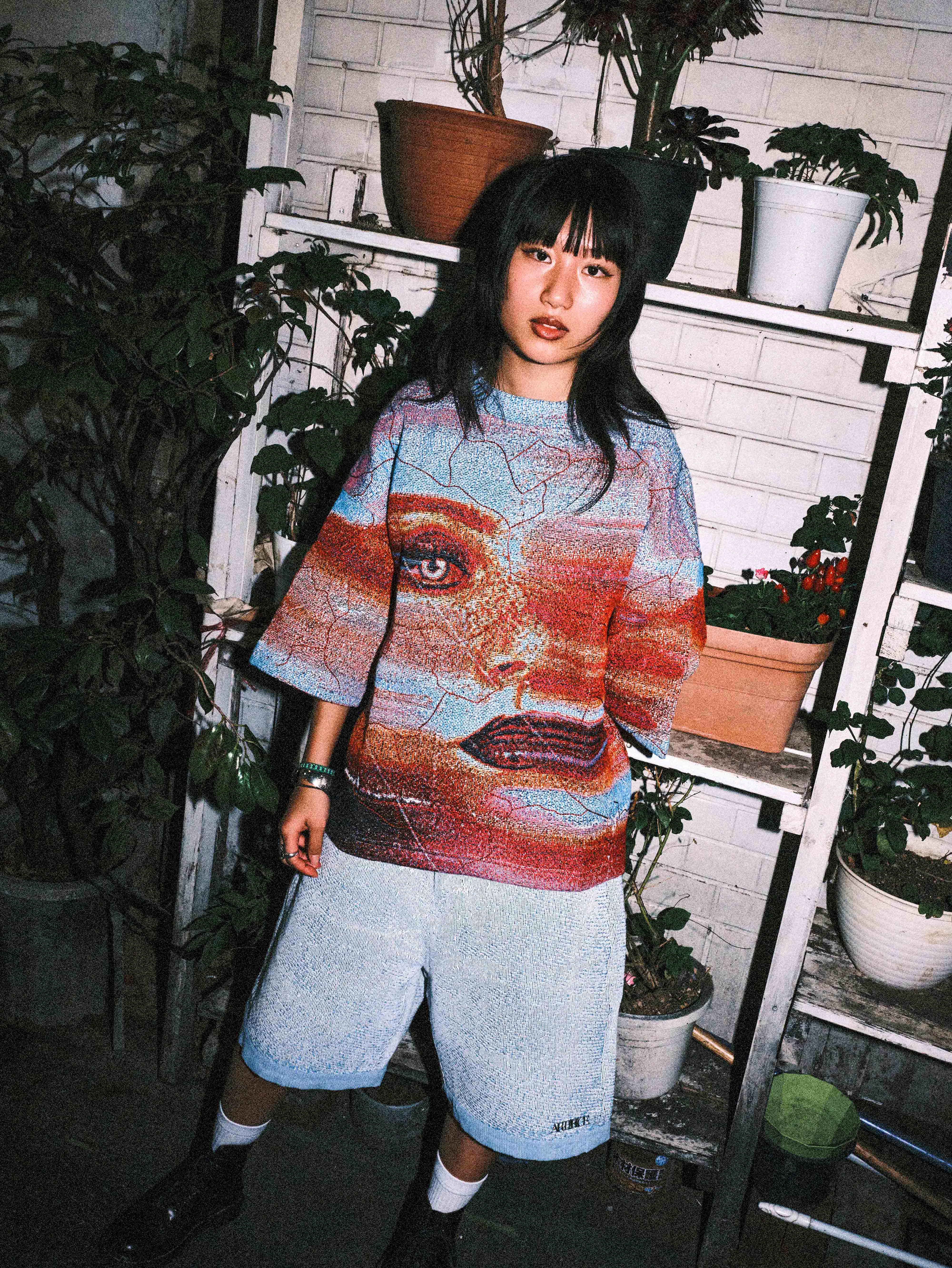 Red tapestry tee