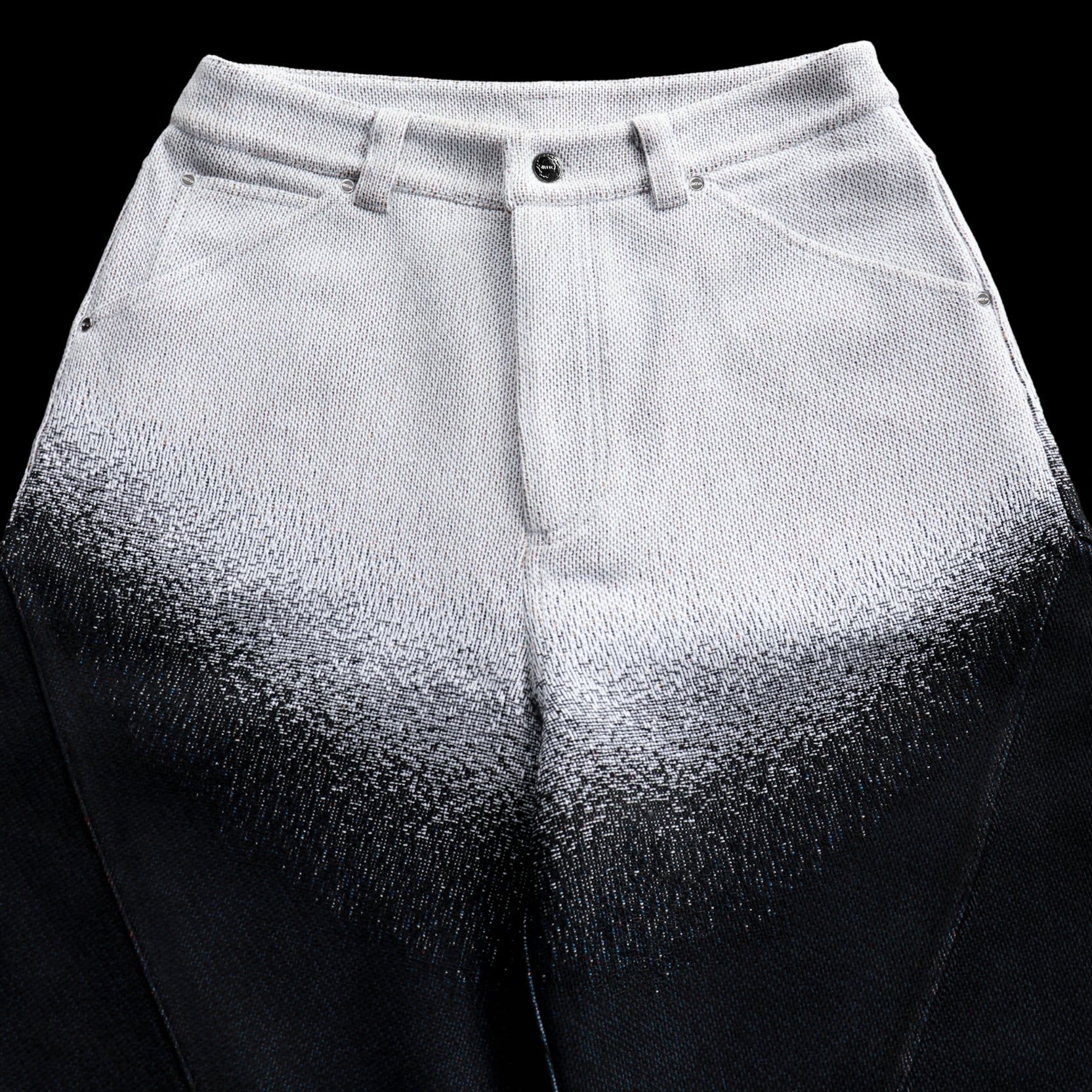 Dissolve gradient tapestry Short
