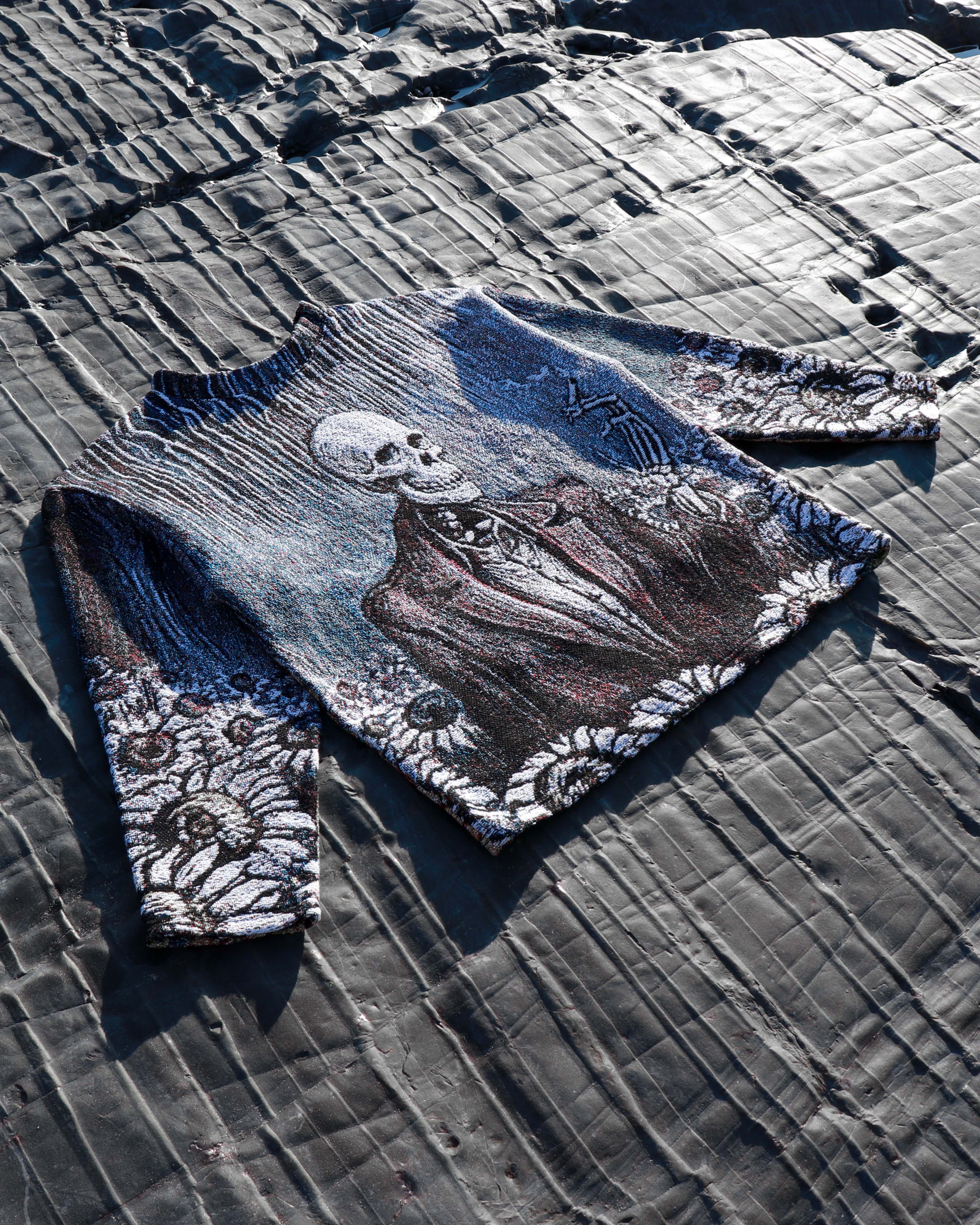 'Parallel Worlds' two-way sweatshirt