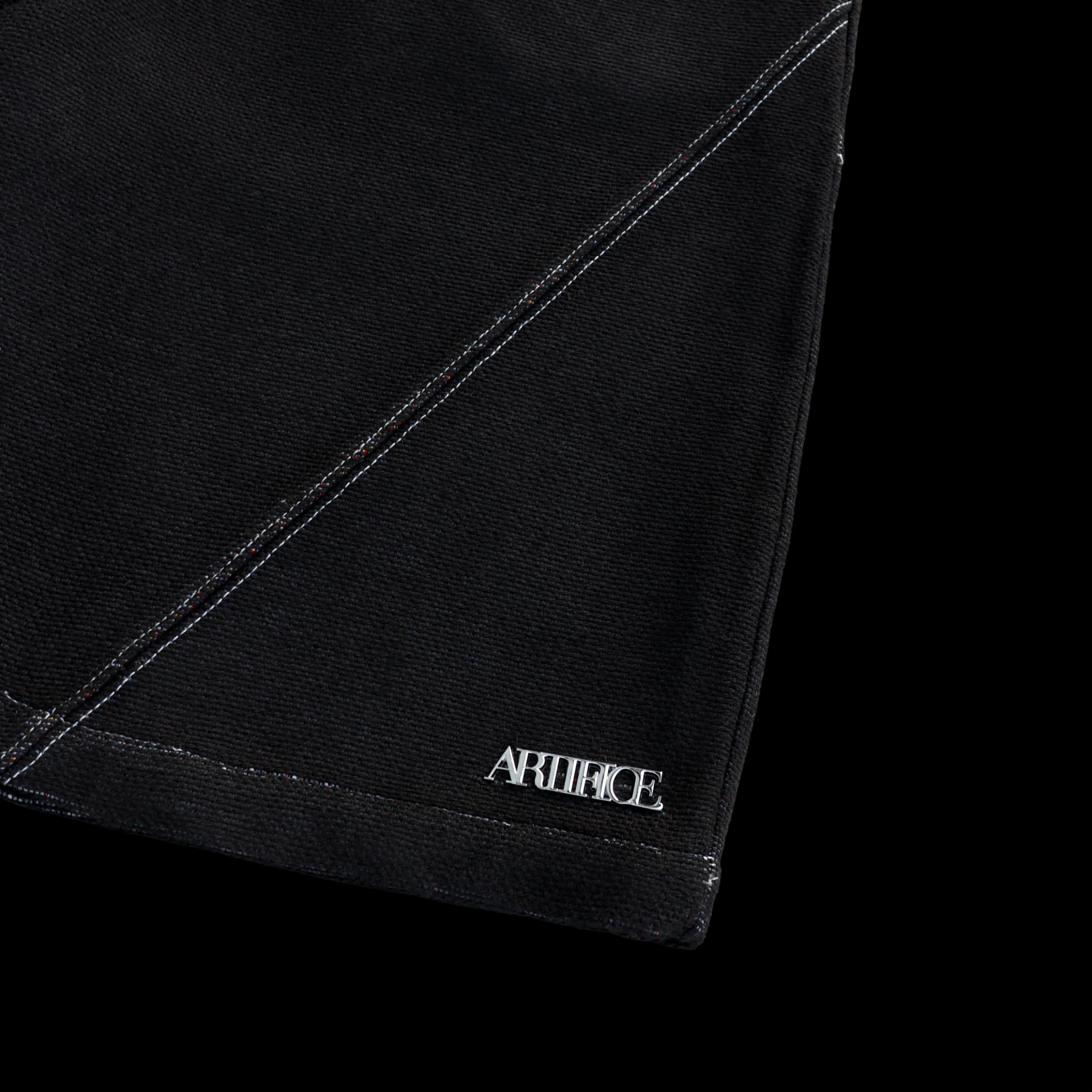 Signature Black tapestry Short