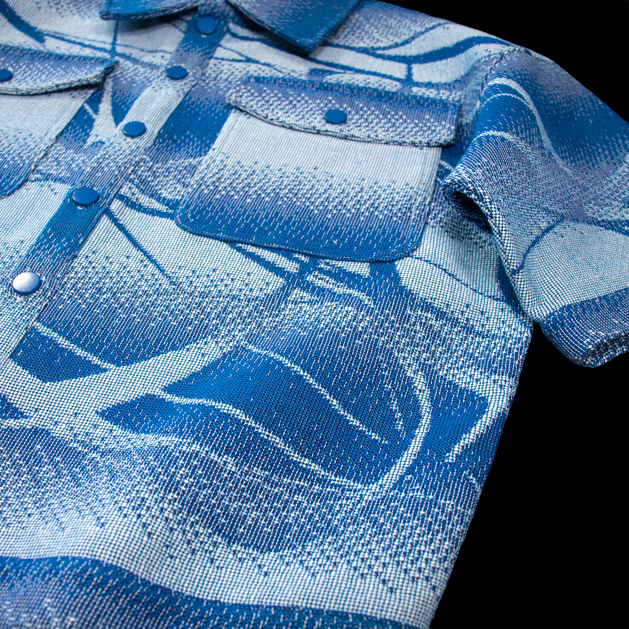 GESTURE Blue gradient tapestry shirt