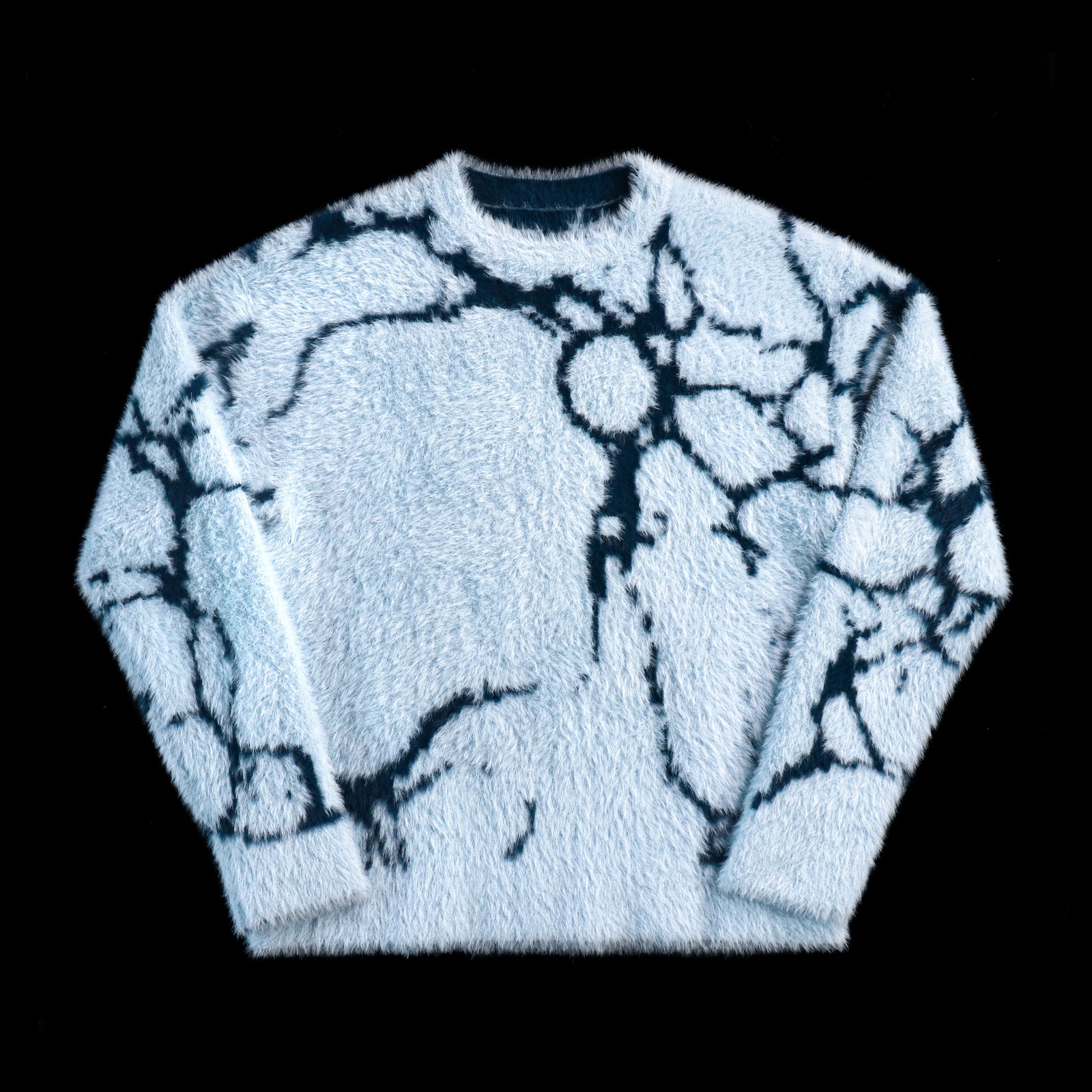 fluffy_sweater_streetwear_1600