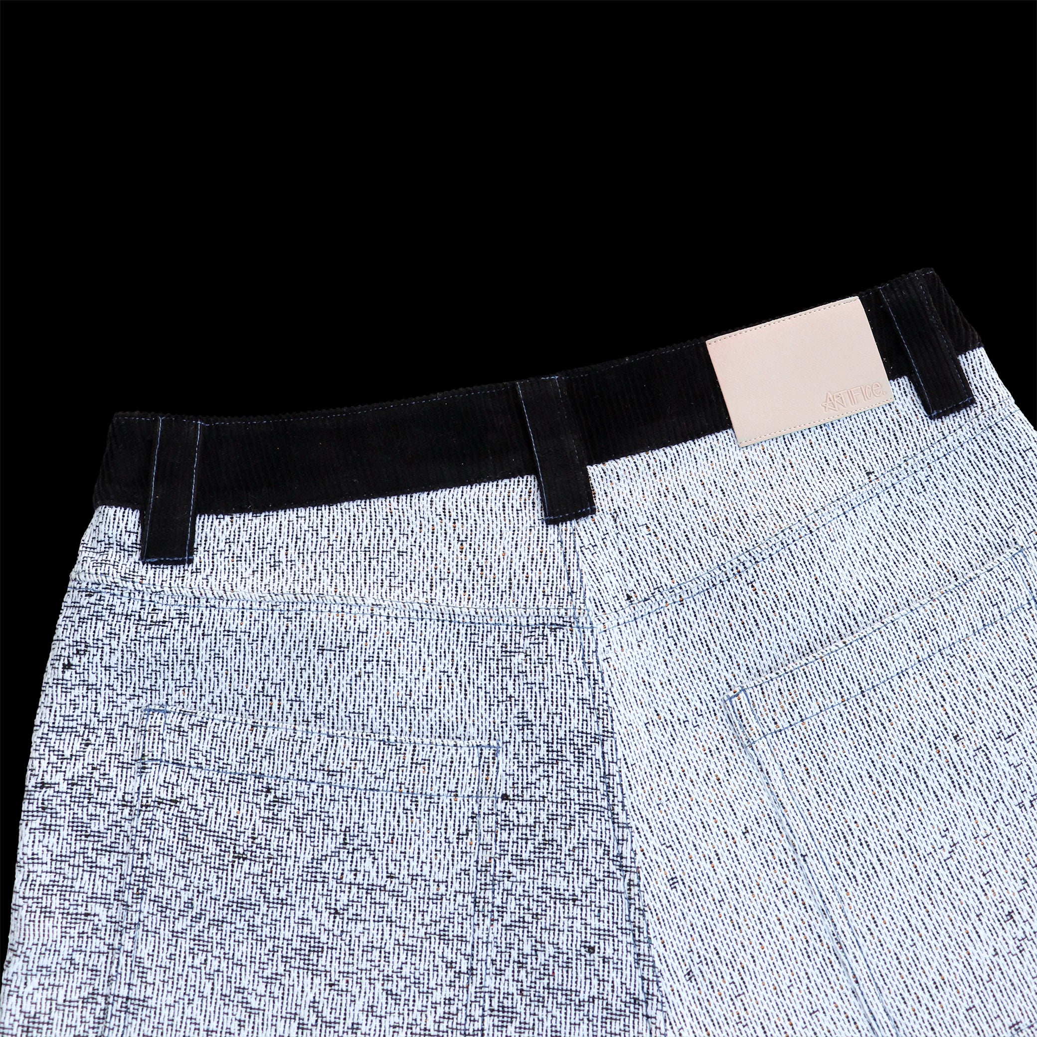 Nyxis Tapestry short (PRE-ORDER)