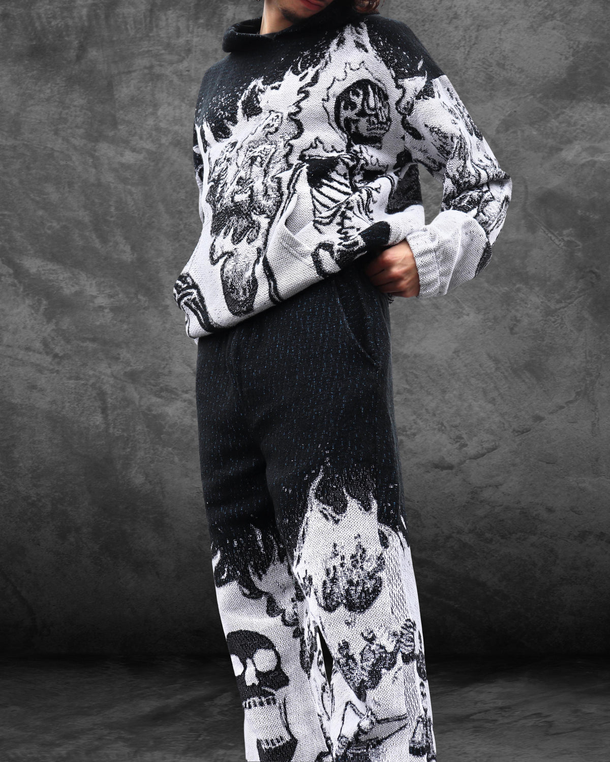 'Flaming Skeletons' sweatpants